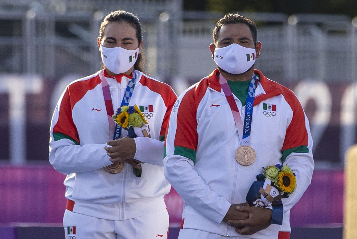 Primera medalla de México en Tokio 2020; bronce en tiro con arco mixto