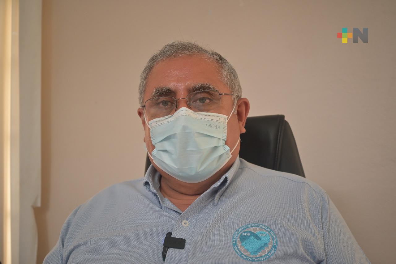 Explican características de variantes de COVID