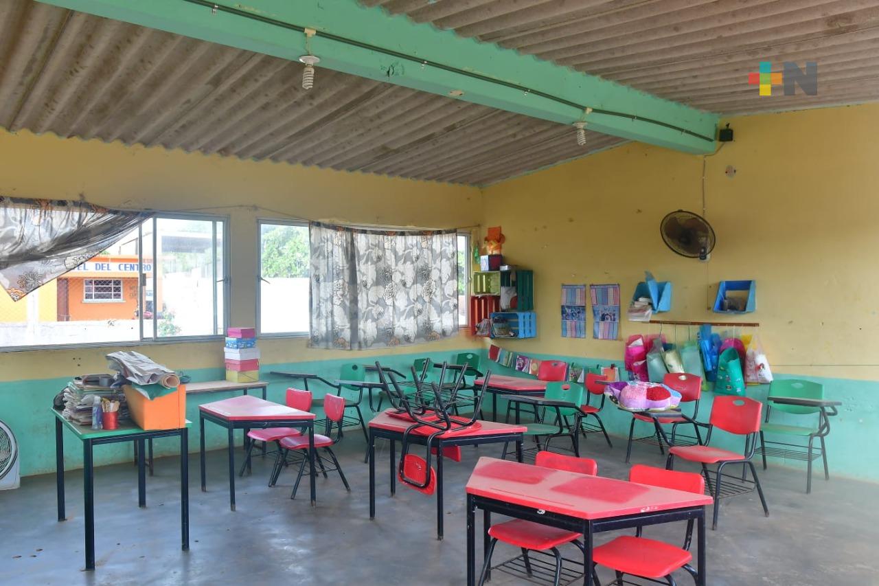 Inversión de 15 mdp para mejorar infraestructura educativa en zona sur, anuncia SEV