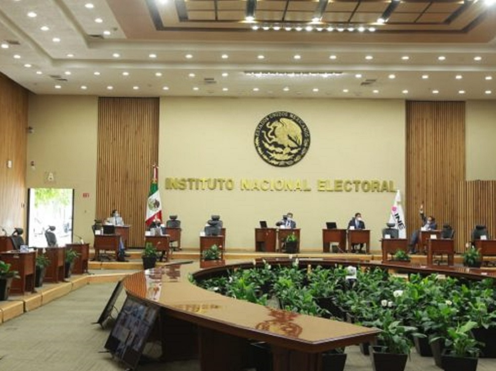 Define INE logística para el escrutinio y cómputo del voto desde el extranjero para la revocación de mandato