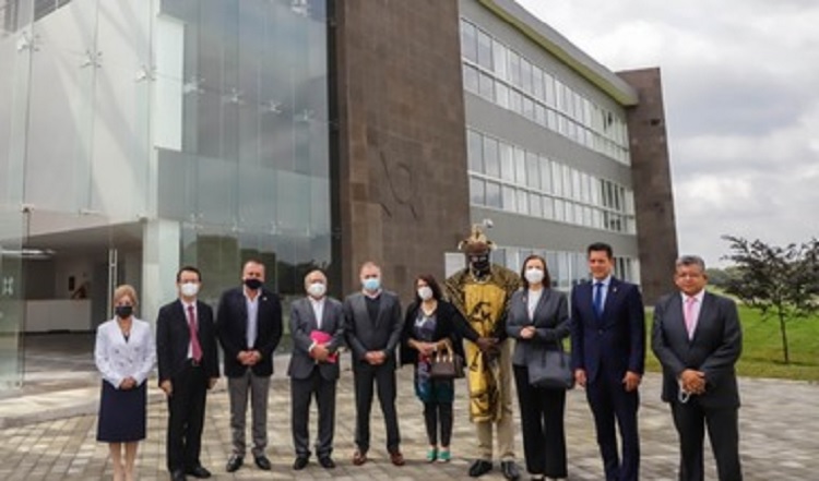 Impulsan SCT y AEM crear Complejo Espacial y Satelital en México