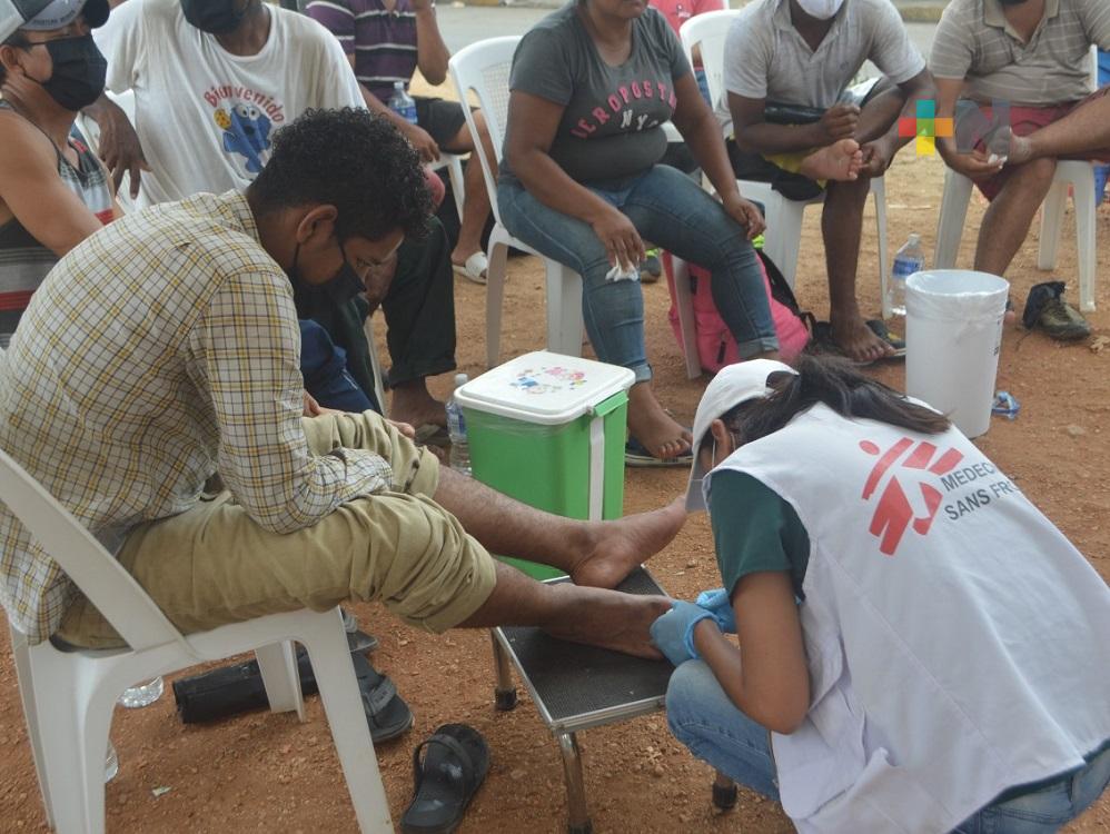 Médicos Sin Fronteras descartó presencia de covid en centroamericanos que transitan por Coatzacoalcos