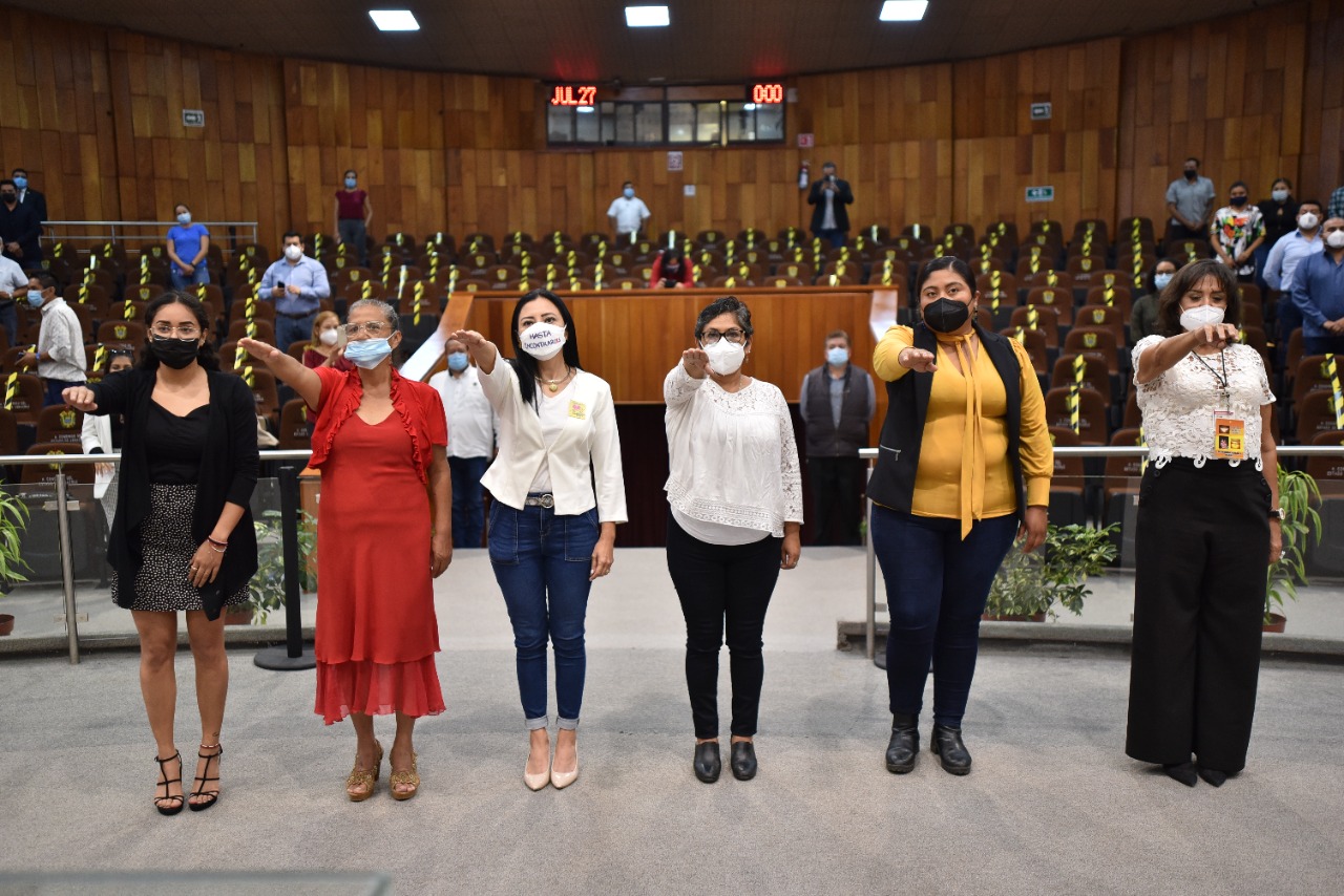 Toman protesta de ley a integrantes del Consejo Estatal Ciudadano
