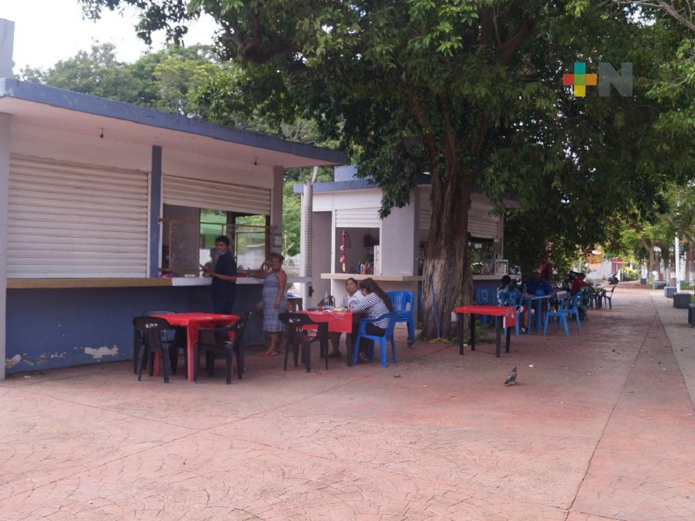 Negocios en Medellín de Bravo registran poca afluencia de clientes