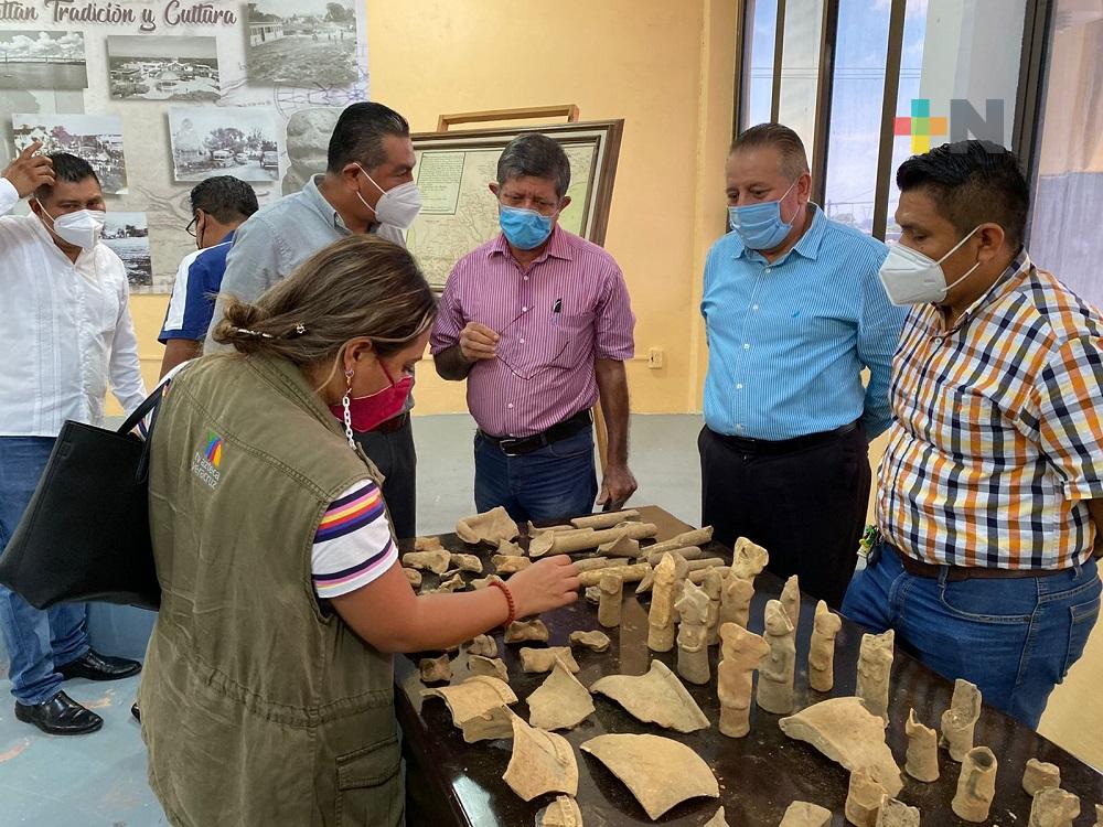 Personal de INAH arribó a municipio de Ixhuatlán del Sureste tras hallazgos arqueológicos