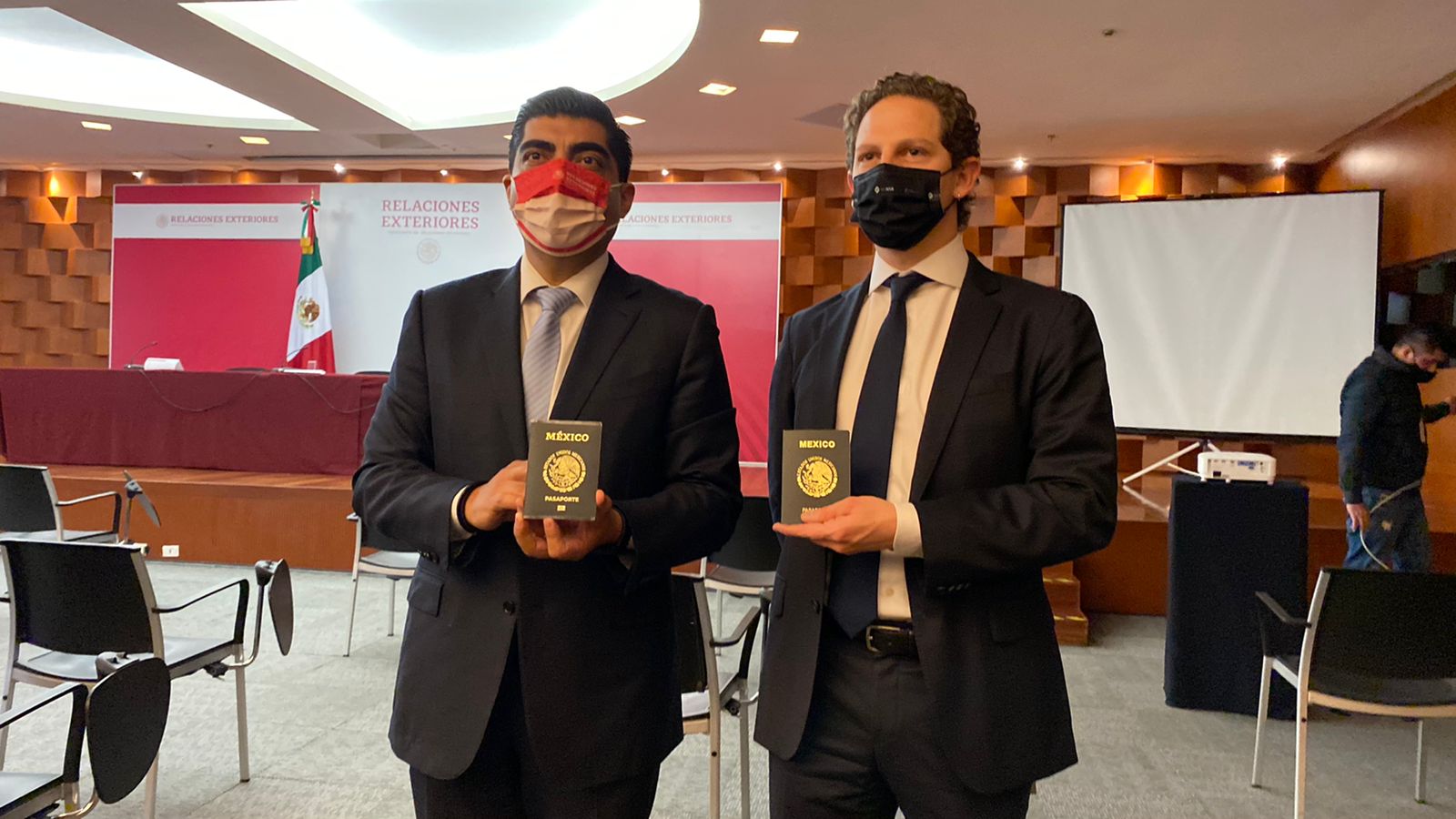 Cancillería presenta avances para agilizar la emisión de pasaportes en beneficio de los mexicanos