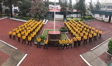 Envía México combatientes de incendios forestales para apoyar en Canadá