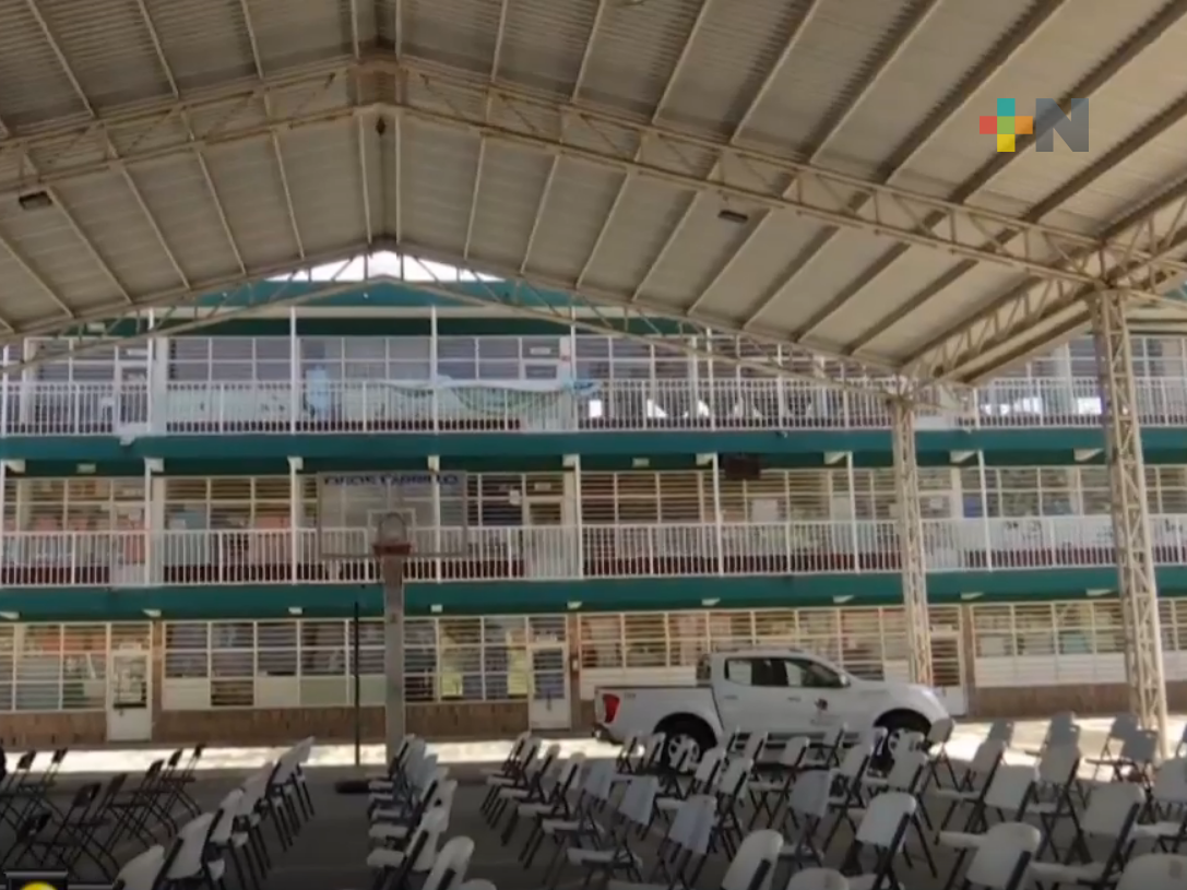 Anuncia Cuitláhuac García cambios en sedes en Xalapa para vacunar al sector de 30 a 39 años