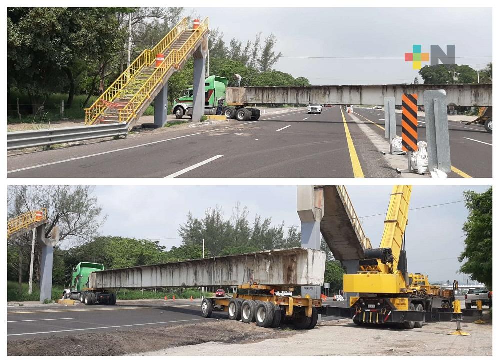 Comenzaron trabajos de reparación del puente peatonal de la autopista Veracruz-Cardel