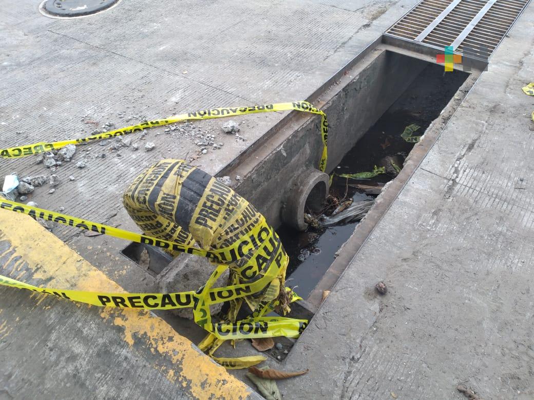 Piden reparar tragatormentas sin tapadera en colonia Miguel Hidalgo de Veracruz
