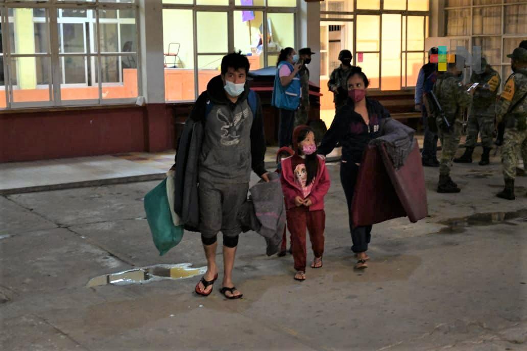 DIF Estatal Veracruz atiende a población ante emergencia por Grace