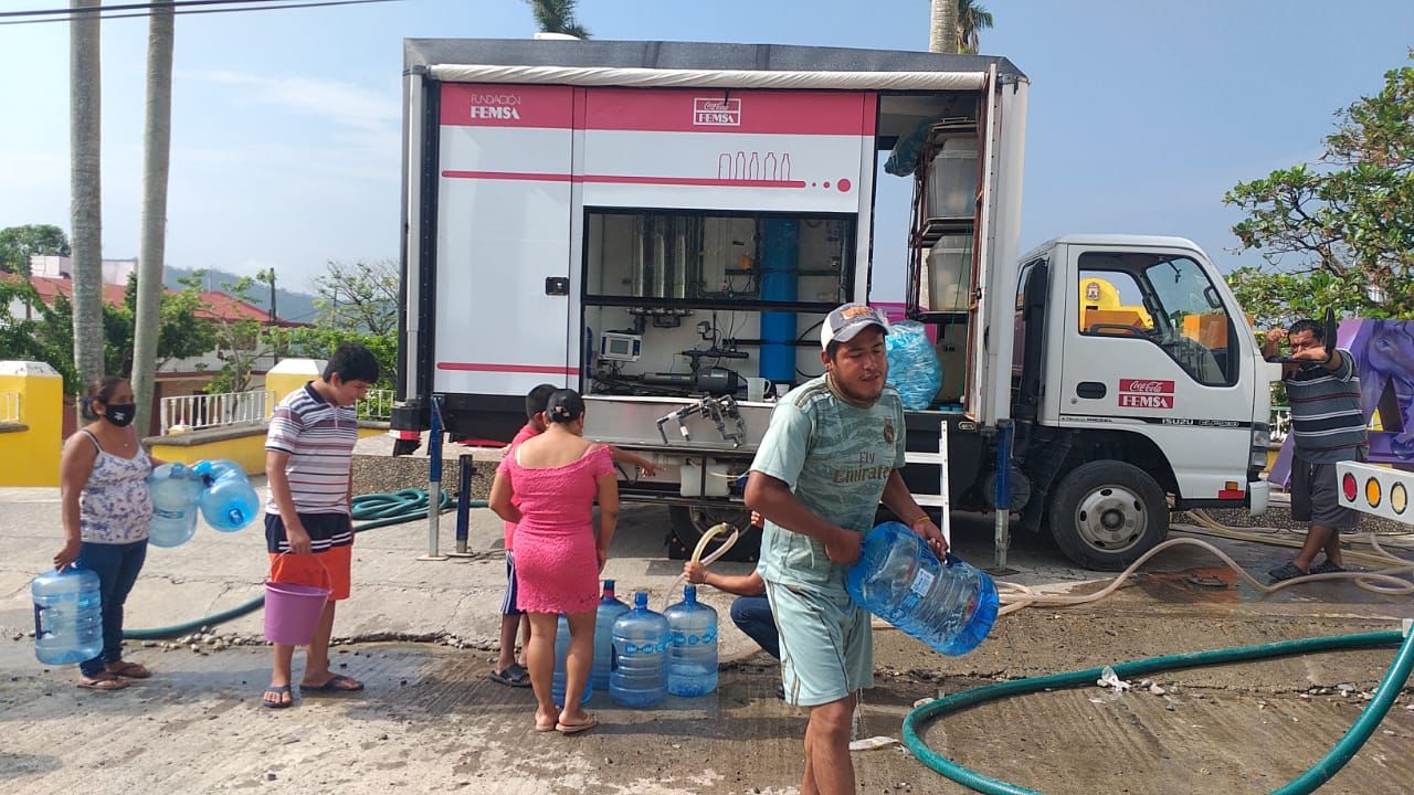 Programa «Agua en tu casa» llega a colonia del Moral en Xalapa