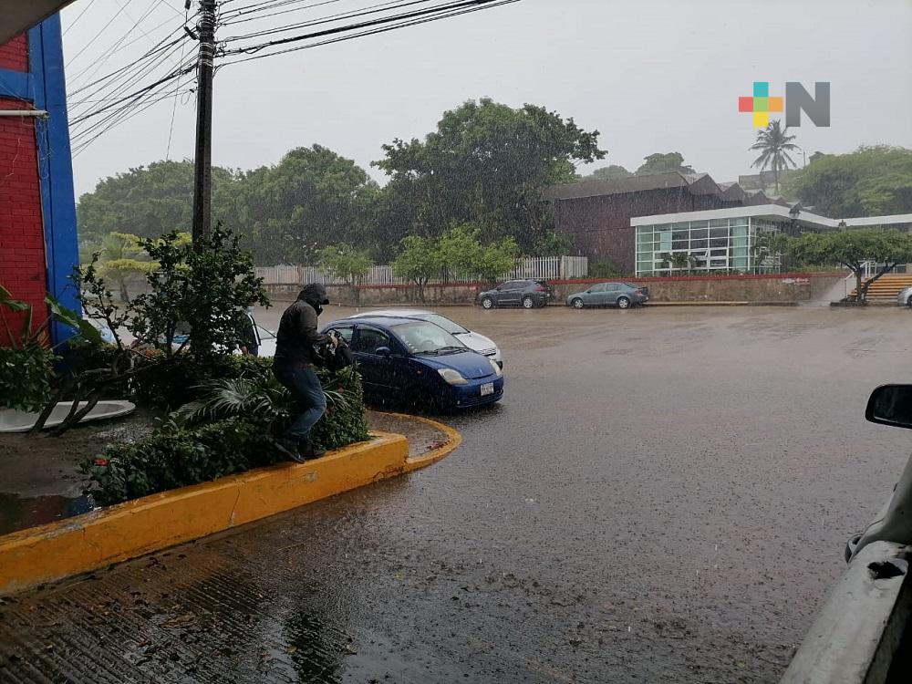 Autoridades mantienen monitoreos en ríos y colonias bajas de Coatzacoalcos
