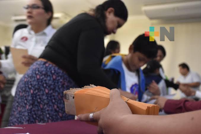 Mañana publicarán resultados de becas municipales en Coatzacoalcos