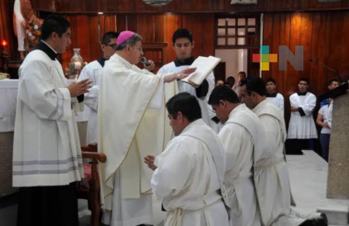 En tercera ola, una decena de sacerdotes de Coatzacoalcos se han contagiado de COVID-19