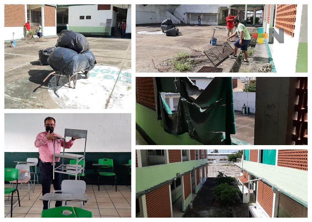 Menos del 20 % de estudiantes de secundaria José Azueta de Boca del Río asistirán a clases presenciales