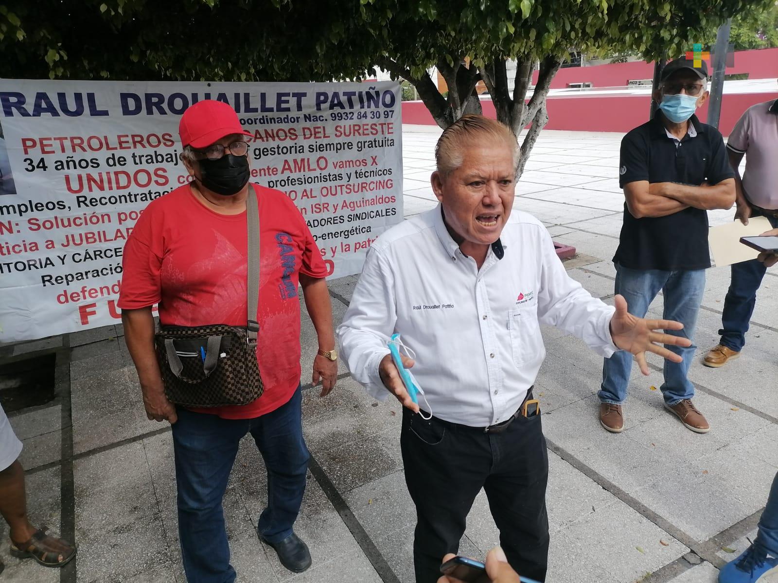 Petroleros exigen devolución de ISR y descuentos de aguinaldos