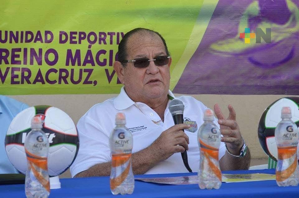 Liga Municipal de Futbol conmemoró aniversario luctuoso de Carlos Reyes Simón