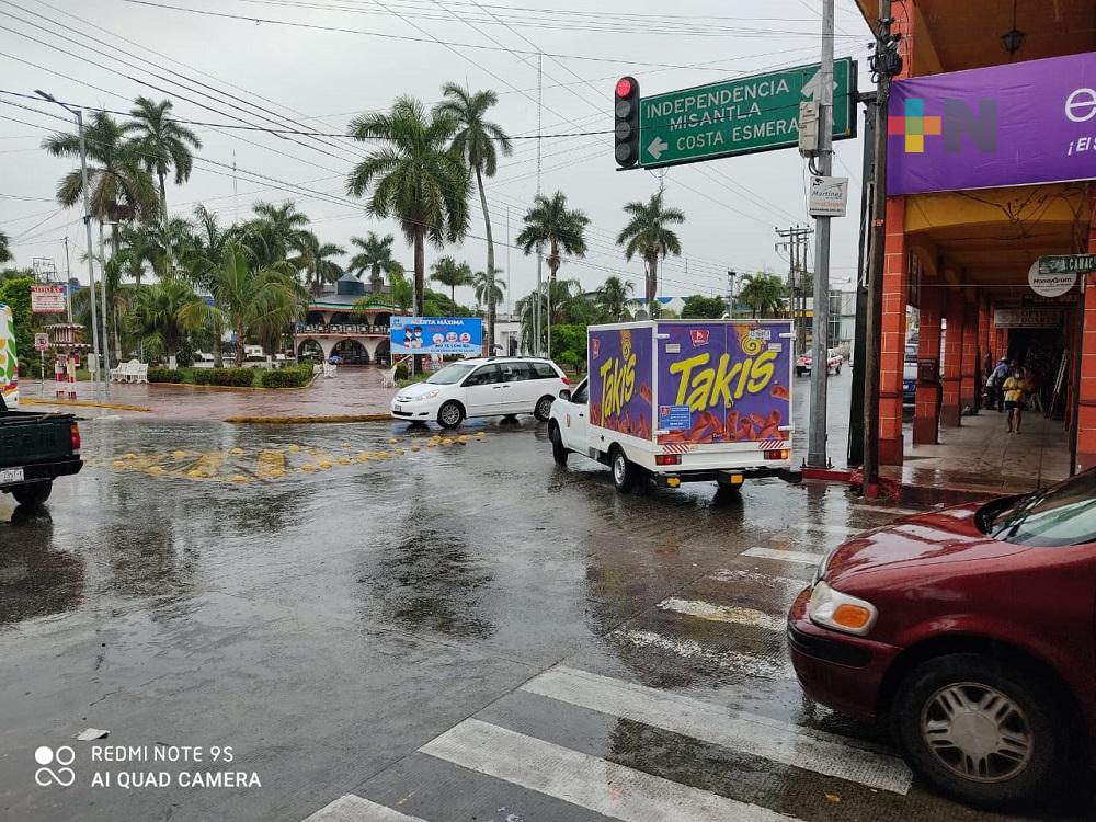 Continúan lluvias en la entidad veracruzana