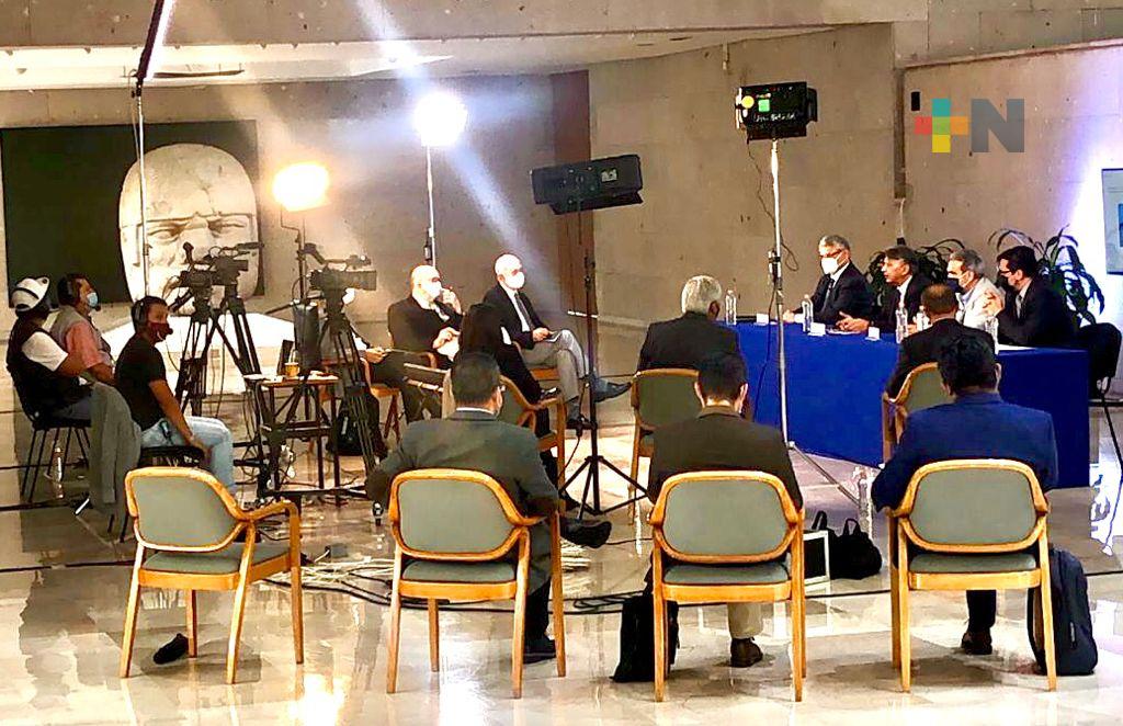 Aspirantes a Rectoría de la UV, presentan sus propuestas