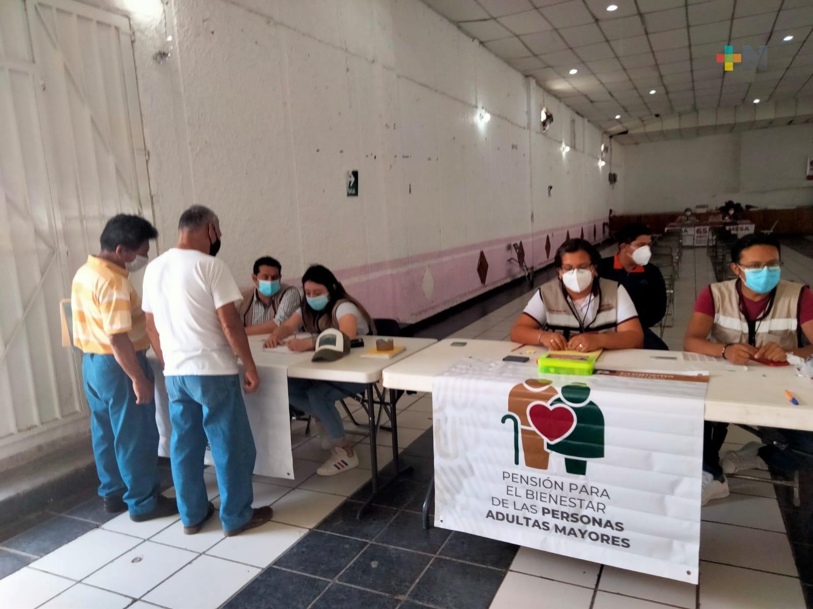 Continúa apertura de módulos para registro de personas mayores y reciban pensión universal, en Veracruz
