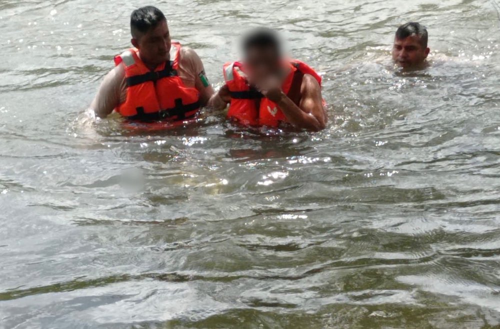 Rescata SSP a una persona en río La Antigua