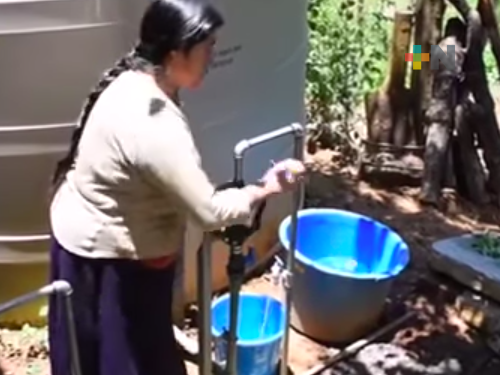 Quedó restablecido el servicio de agua en municipio de Tuxpan: CAEV