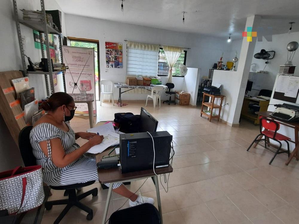 Supervisión Escolar de Telebachillerato de la zona Tuxpan, instaló centro de acopio en sus oficinas