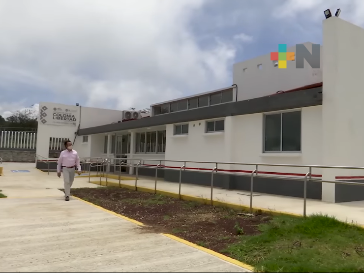 En Villa Aldama, gobernador Cuitláhuac García pide a críticos constaten obras realizadas en toda la entidad