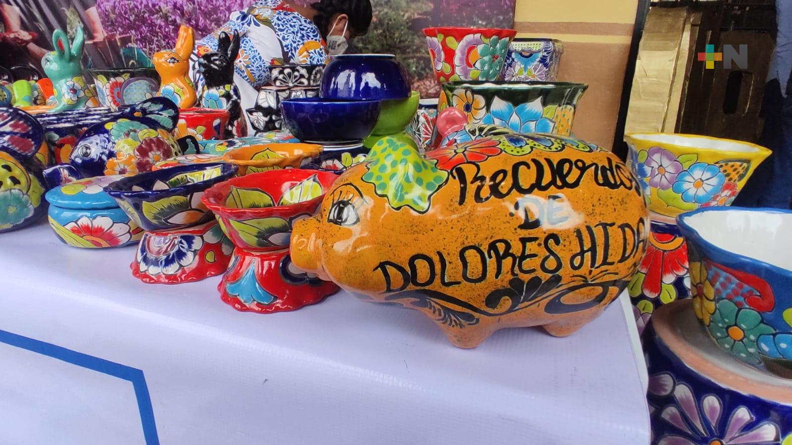 Artesanos de Dolores Hidalgo exhibieron sus productos en Córdoba