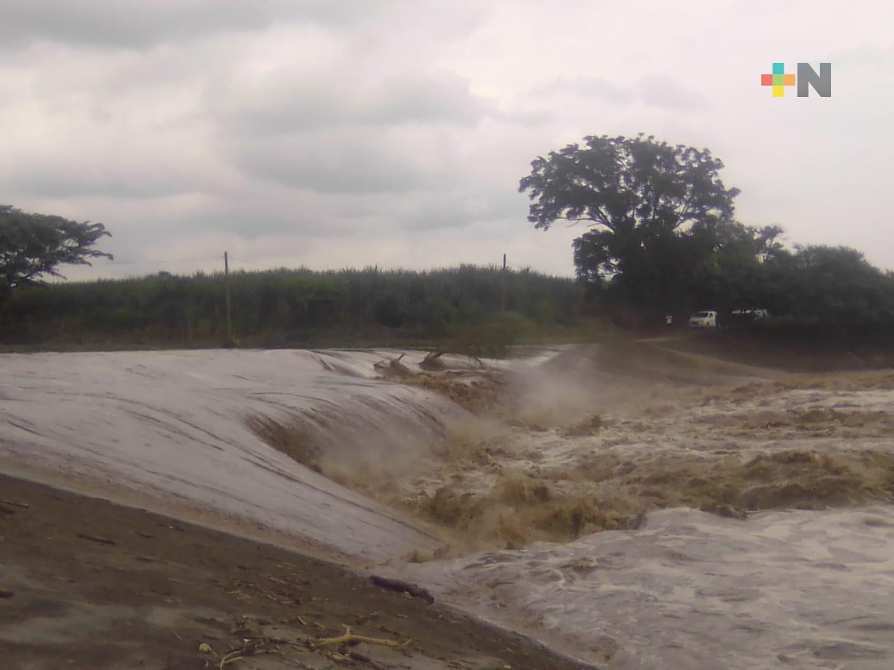 En Úrsulo Galván mantienen vigilancia por crecimiento del río Actopan