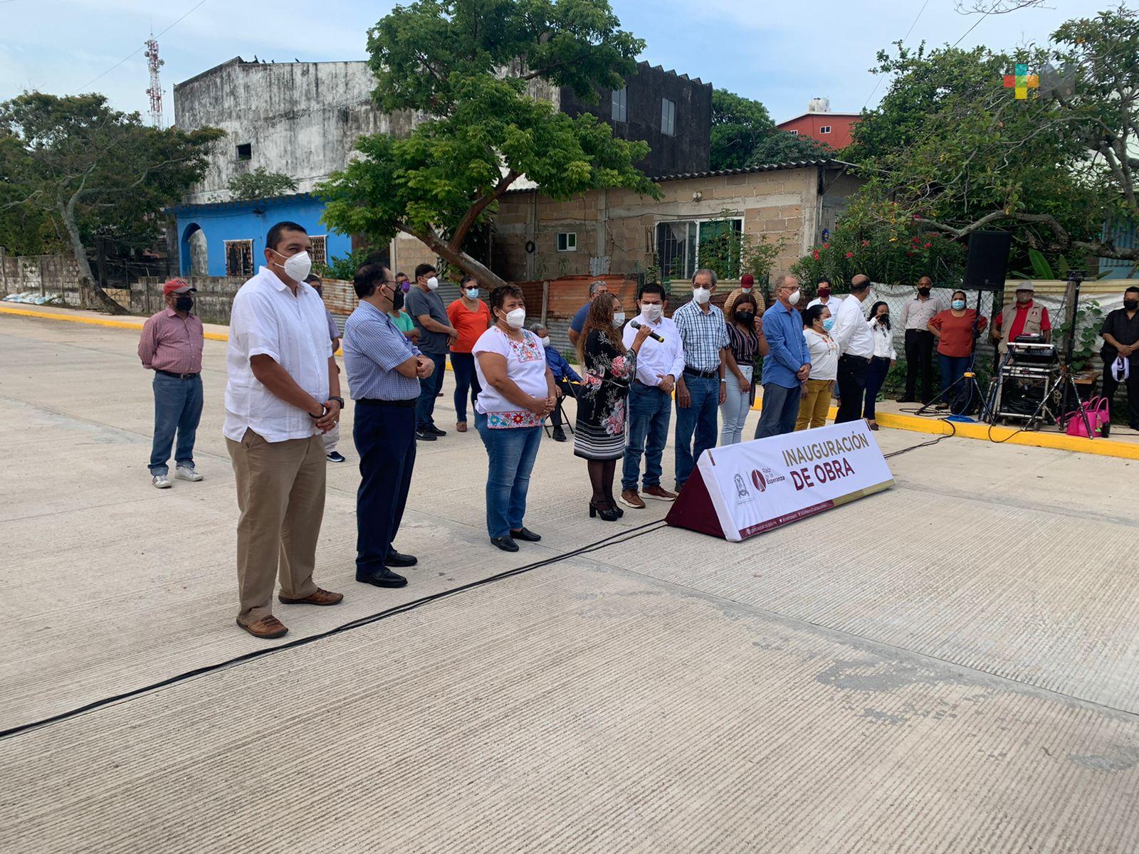 Ayuntamiento de Coatzacoalcos inauguró obra de pavimentación de la avenida José Cardel