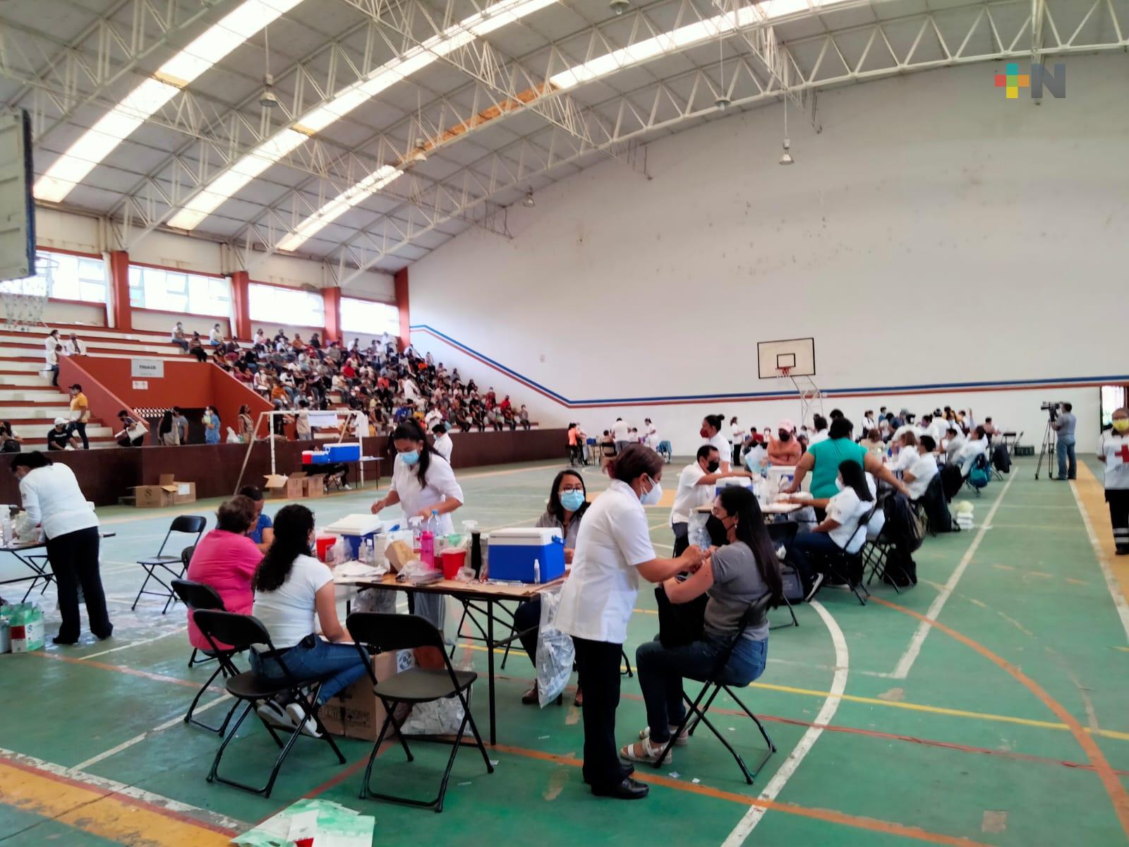 A la fecha, más de 4 millones de personas se han vacunado contra COVID-19 en Veracruz