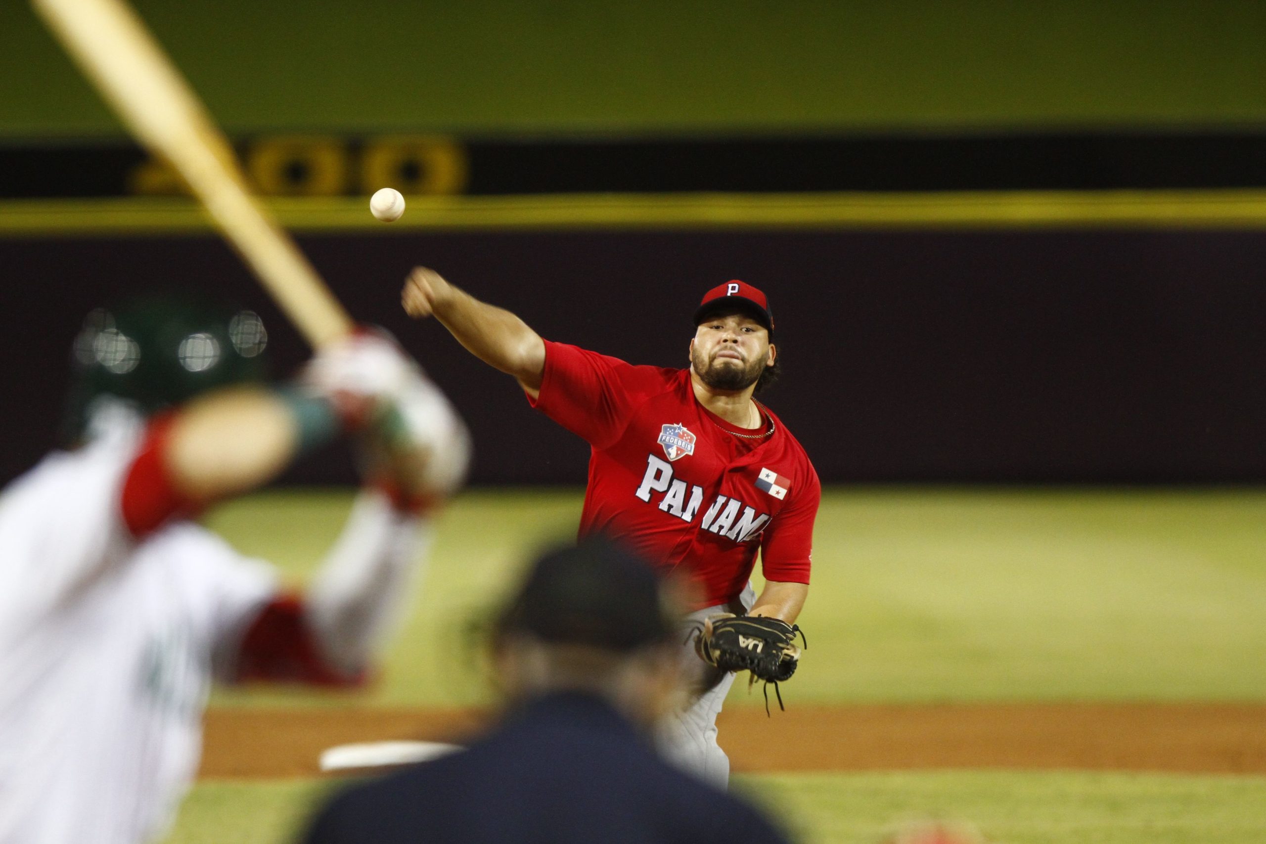 Joya de pitcheo de Julio Goff para el triunfo de Panamá sobre México