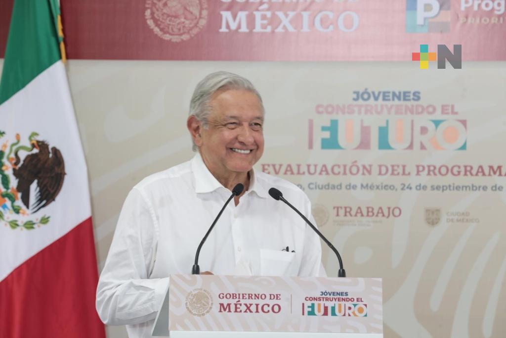 Celebramos la recuperación de empleos formales en México: Andrés Manuel López Obrador