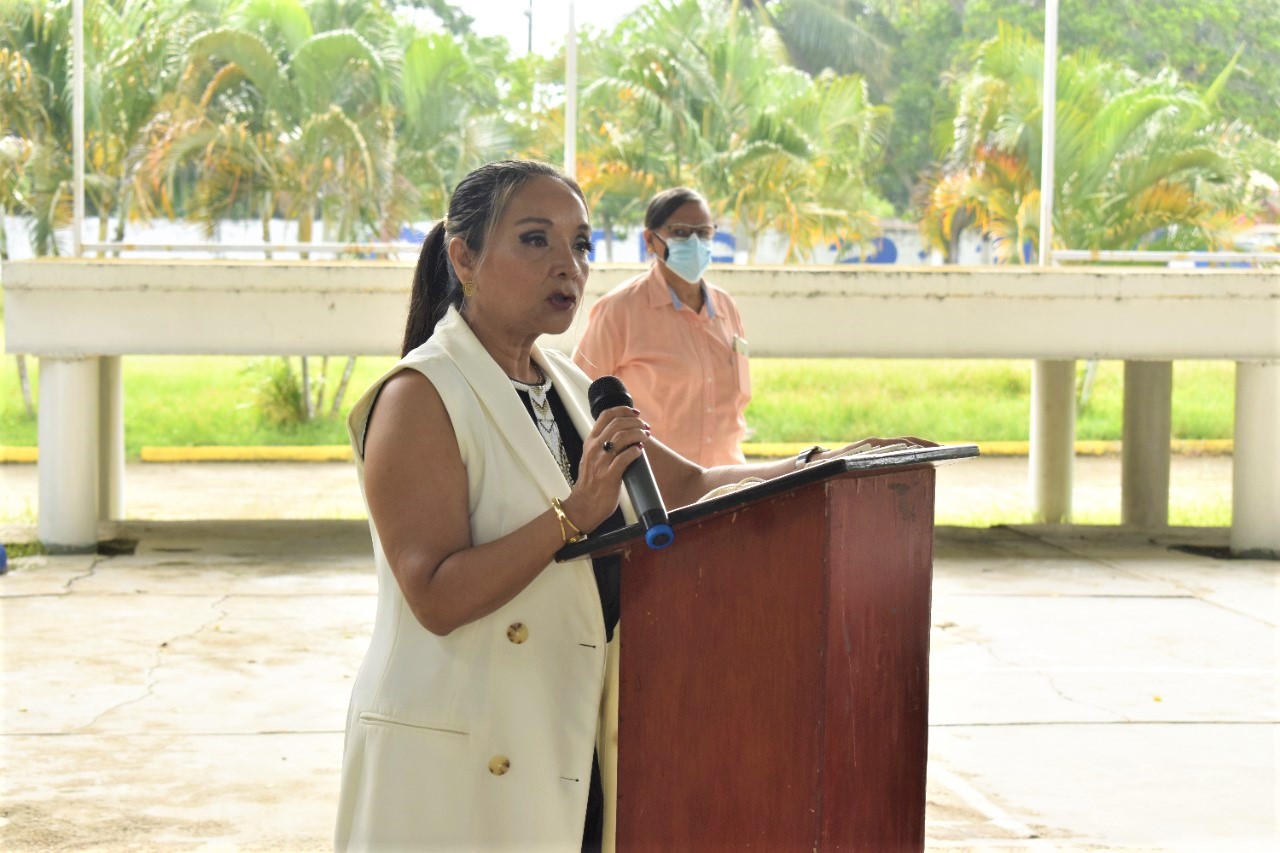 Ángela Rosas Ávila, nueva directora del CBTIS 213 de Minatitlán