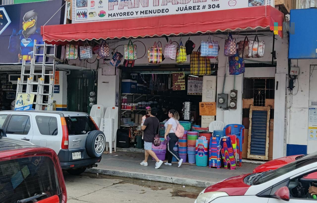 Enfrentan comerciantes de Coatzacoalcos tercera ola de contagios de COVID-19 con protocolos