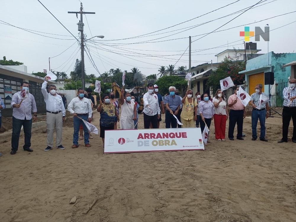 Con inversión de más de un mdp, realizarán pavimentación en calle de Coatzacoalcos
