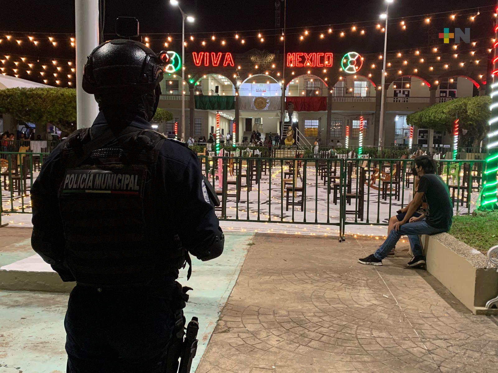 En Cosoleacaque, singular homenaje a fallecidos por COVID-19 en ceremonia de Grito