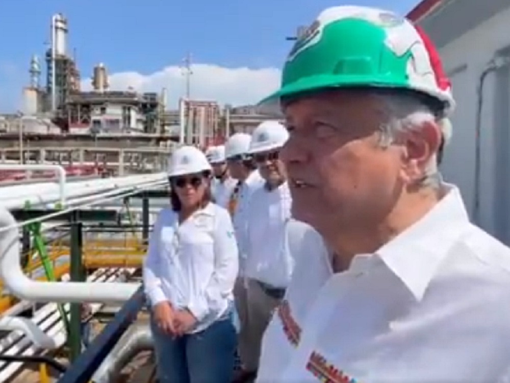 En su visita a Minatitlán, el Presidente destacó los avances en rehabilitación de la Refinería Lázaro Cárdenas