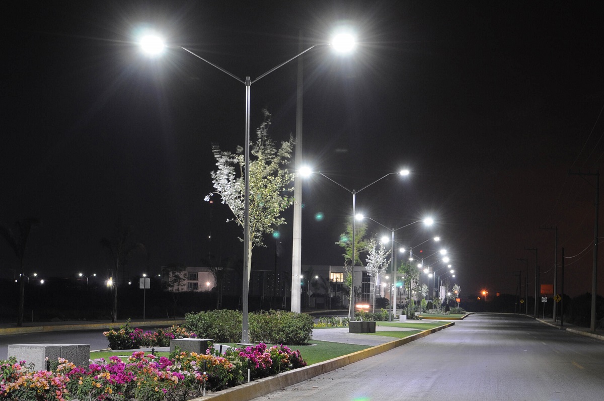 Más de ocho mil luminarias serán sustituidas con tecnología LED, en Xalapa