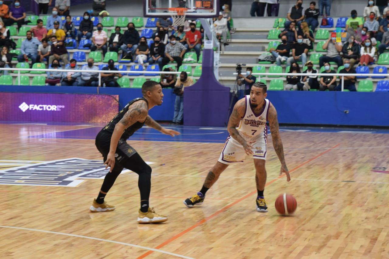 Halcones de Xalapa perdieron ante Fuerza Regia