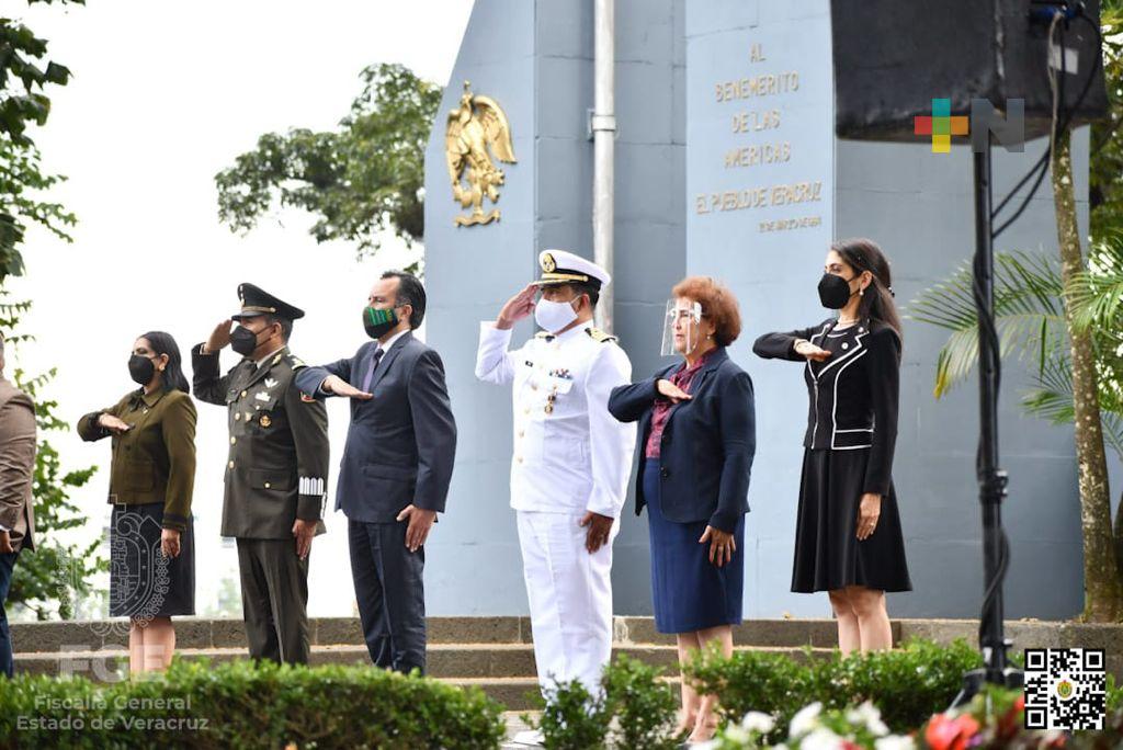 FGE participó en el arrío de la Bandera, en el Parque Juárez