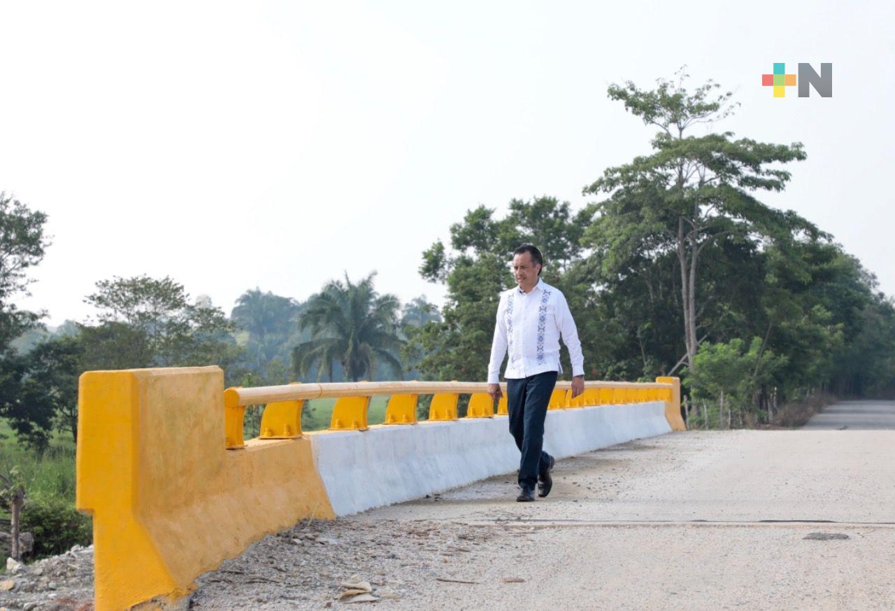 Coordinados el estado y la federación rehabilitamos puentes y carreteras: Gobernador