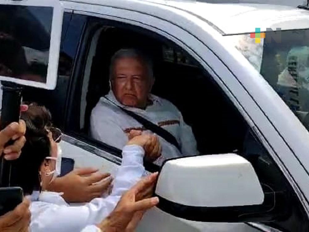 Presidente López Obrador  arribó a refinería «General Lázaro Cárdenas» en Minatitlán