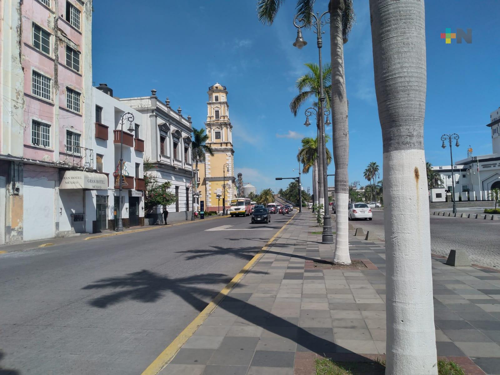 Cierran circulación a  tráfico pesado en Puente Morelos