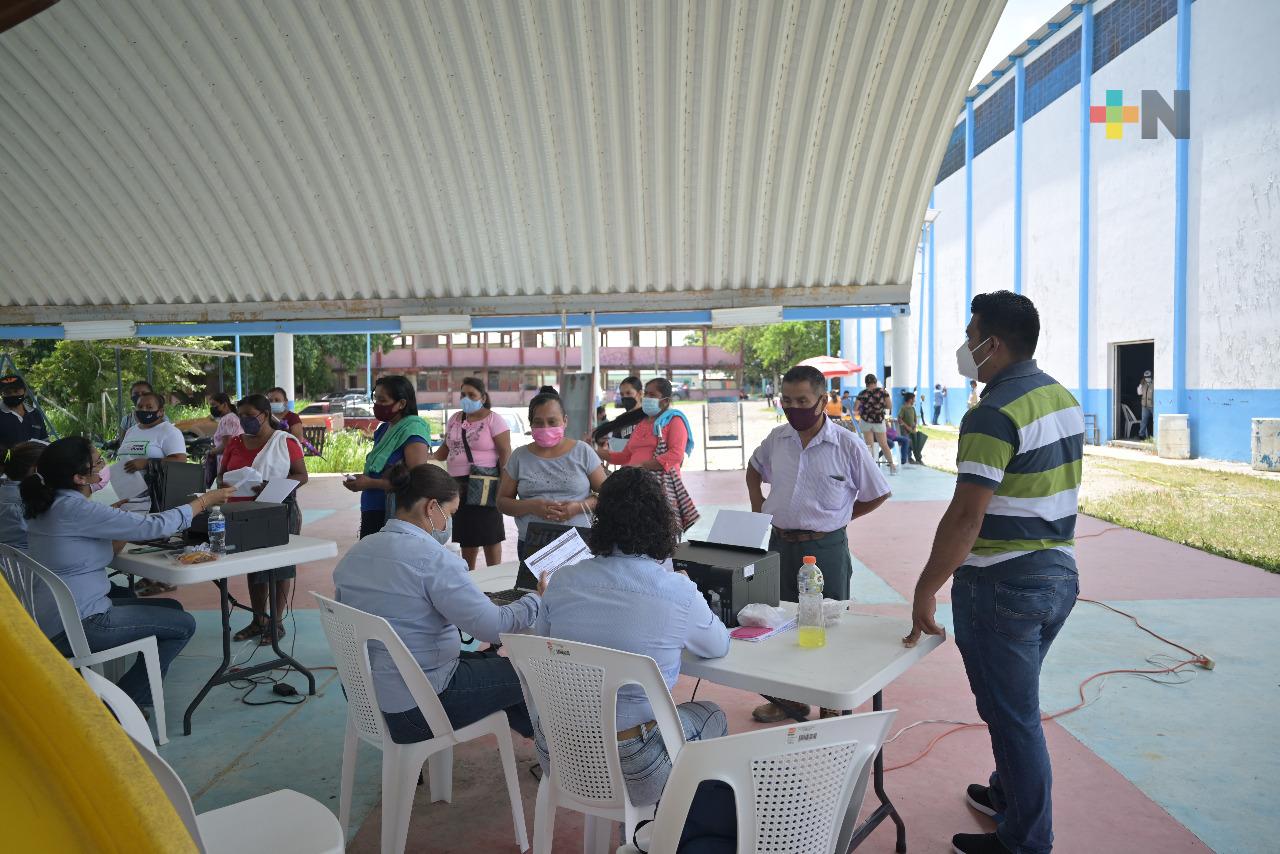 Aplican segunda dosis anti-covid a población de Tantoyuca