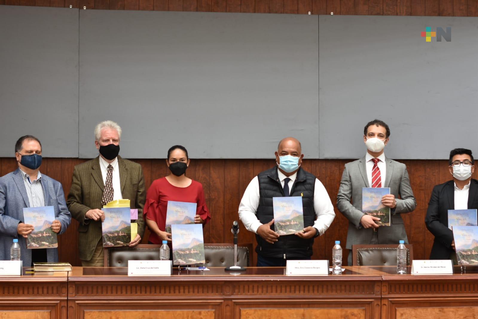Presentan el libro “Historia ilustrada de la intervención francesa y el imperio en Veracruz”
