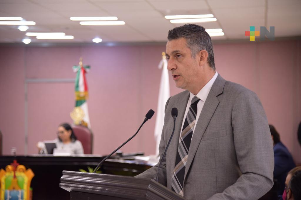 Regreso a clases presenciales, con resultados positivos: diputado Víctor Vargas