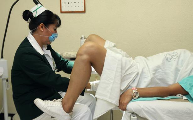 IMSS Veracruz Sur invita a mujeres a realizarse Papanicolaou